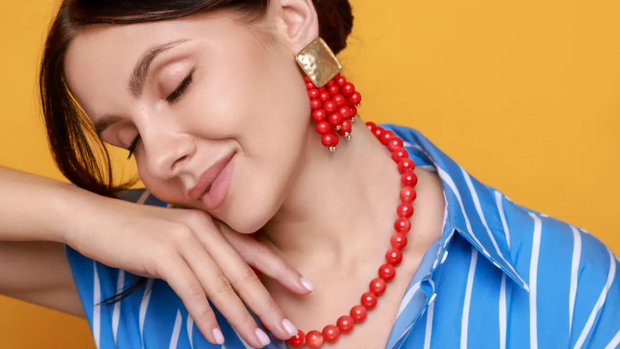 Güçlü kadınların stil sırrı ortaya çıktı! Bu parçalar öne çıkıyor