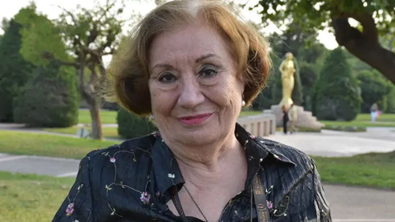 Gülsen Tuncer evli mi eşi kimdir? Gülsen Tuncer'in kaç çocuğu var? Gülsen Tuncer'in çocukları kim?