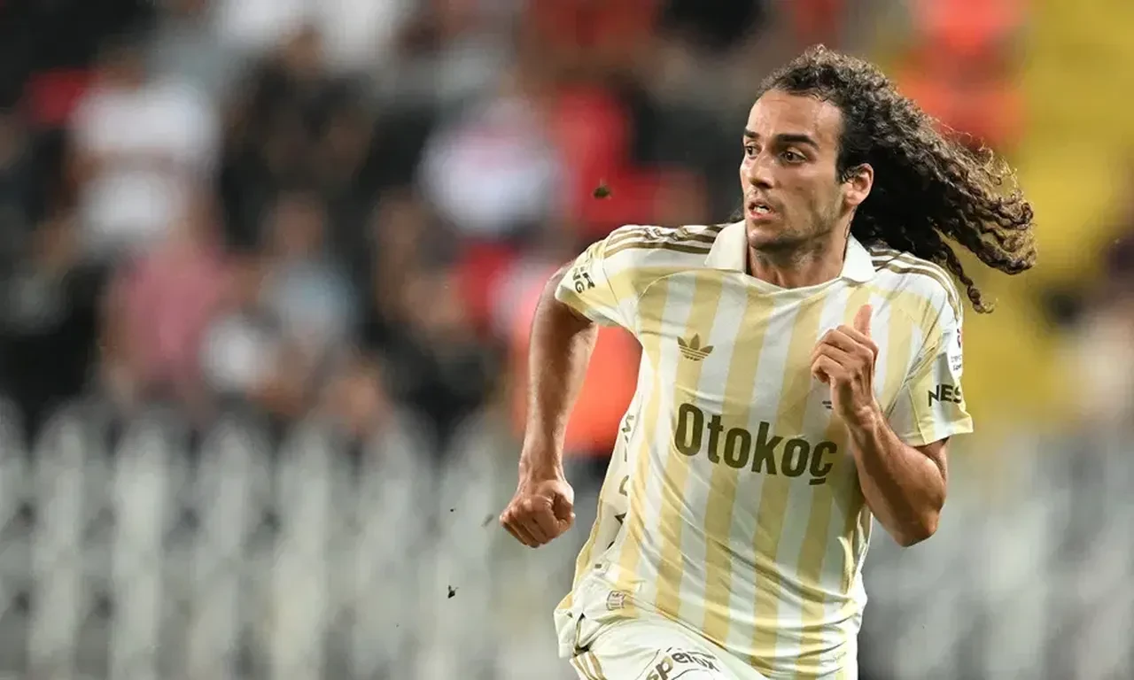 İsmail Kartal'dan Eyüpspor maçında neşter! Fenerbahçe'de 4 yıldız kulübeye çekiliyor