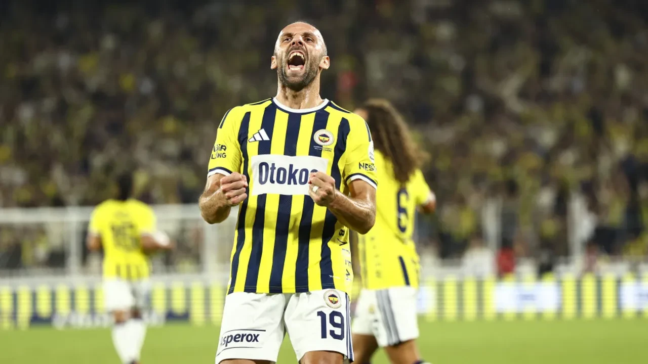 İsmail Kartal'dan Eyüpspor maçında neşter! Fenerbahçe'de 4 yıldız kulübeye çekiliyor