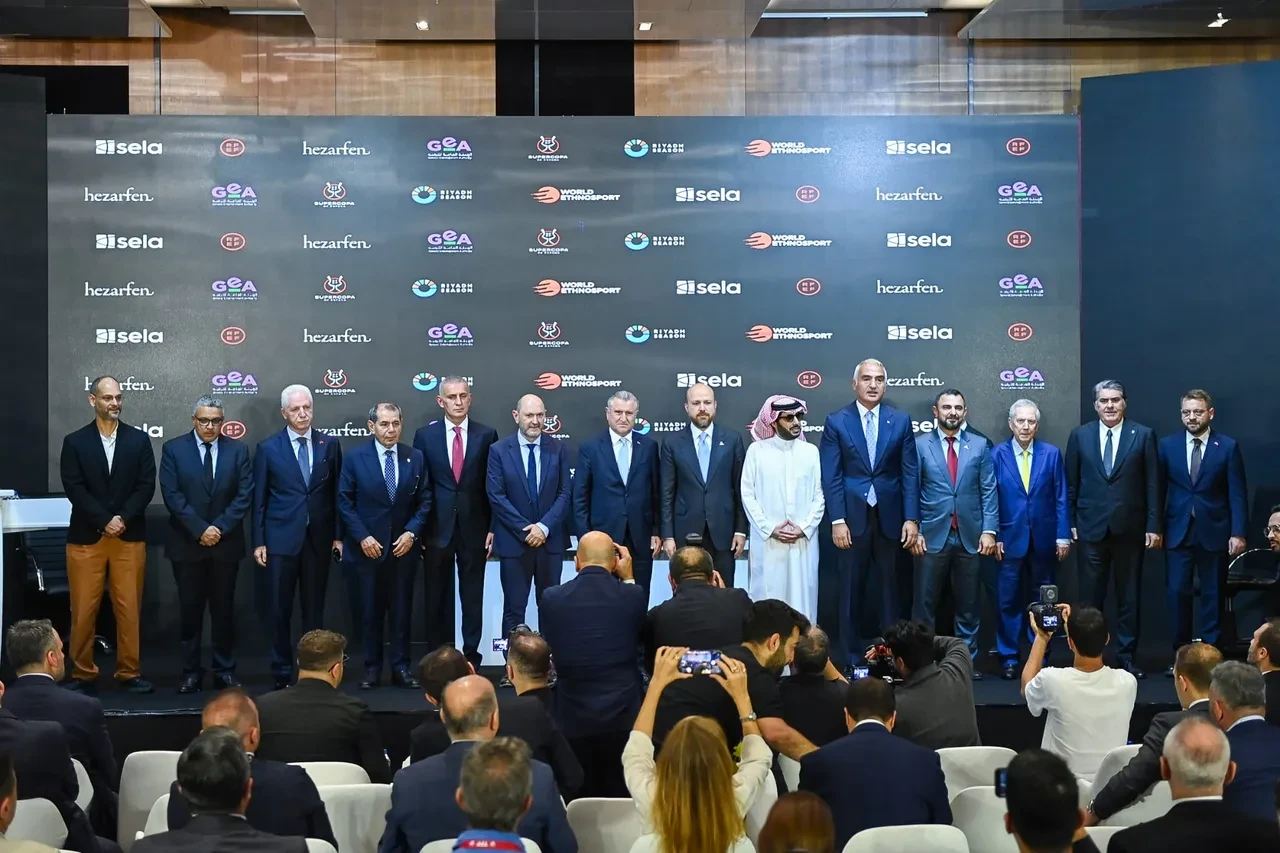 İspanya Süper Kupası İstanbul’a geliyor! Futbolun devleri Türkiye’de sahne alacak
