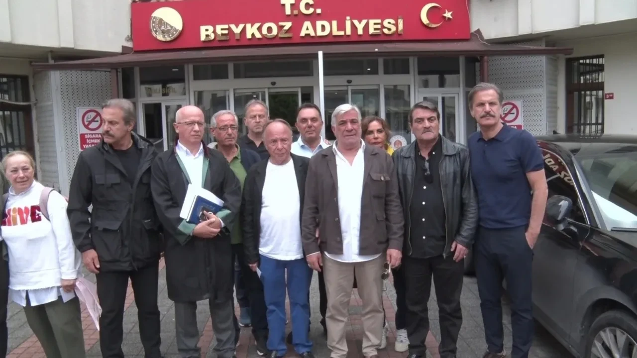 Kadir İnanır'ın yeğeni Levent İnanır'dan şaşırtan açıklama! Miras neden değiştirildi?