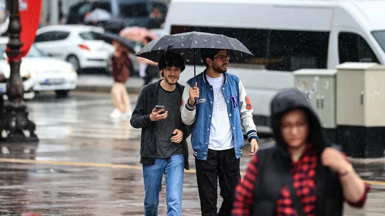 Meteoroloji uzmanı illeri tek tek duyurdu: Kuvvetli yağış ve fırtına geliyor