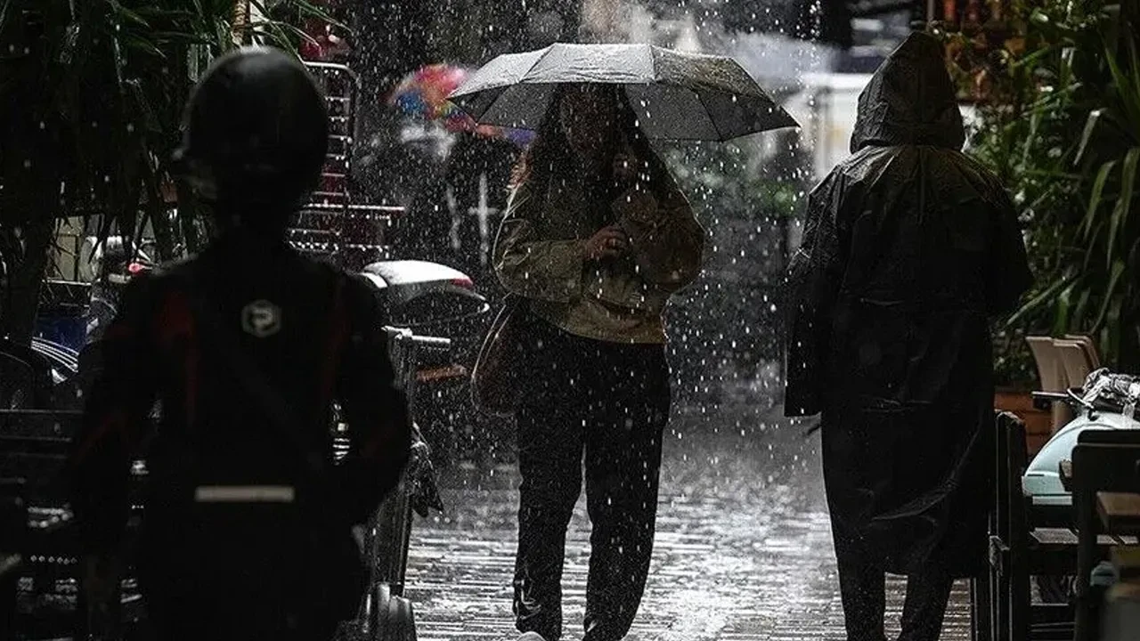 Meteoroloji uzmanı illeri tek tek duyurdu: Kuvvetli yağış ve fırtına geliyor