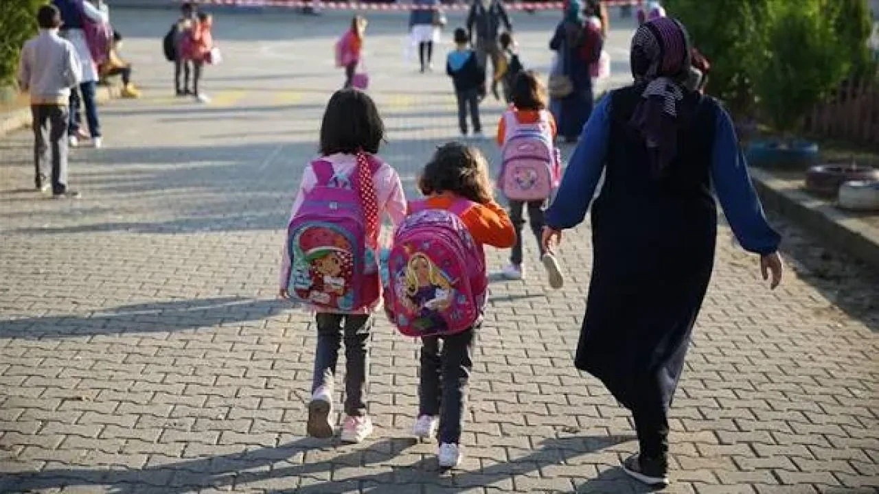 Okullar açıldı, velilere kritik uyarı geldi! Bu detaya mutlaka bakın