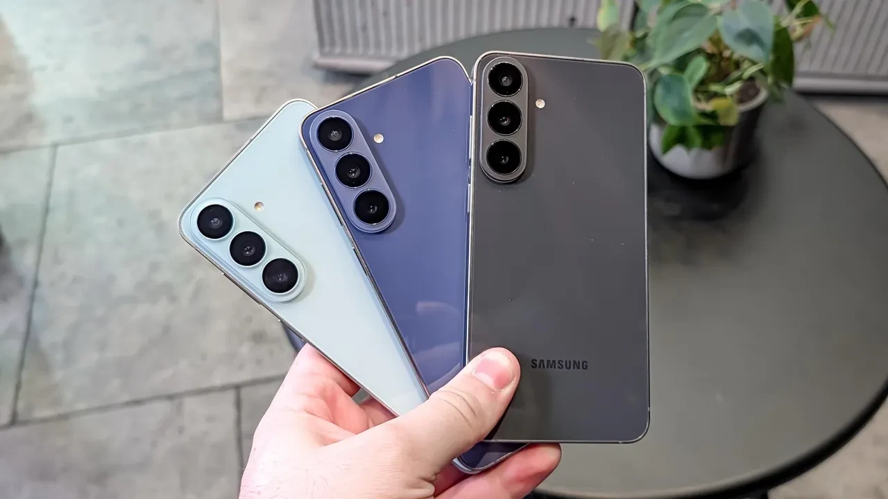 Samsung, iPhone 17'yi geride bıraktı: En çok satan akıllı telefon belli oldu