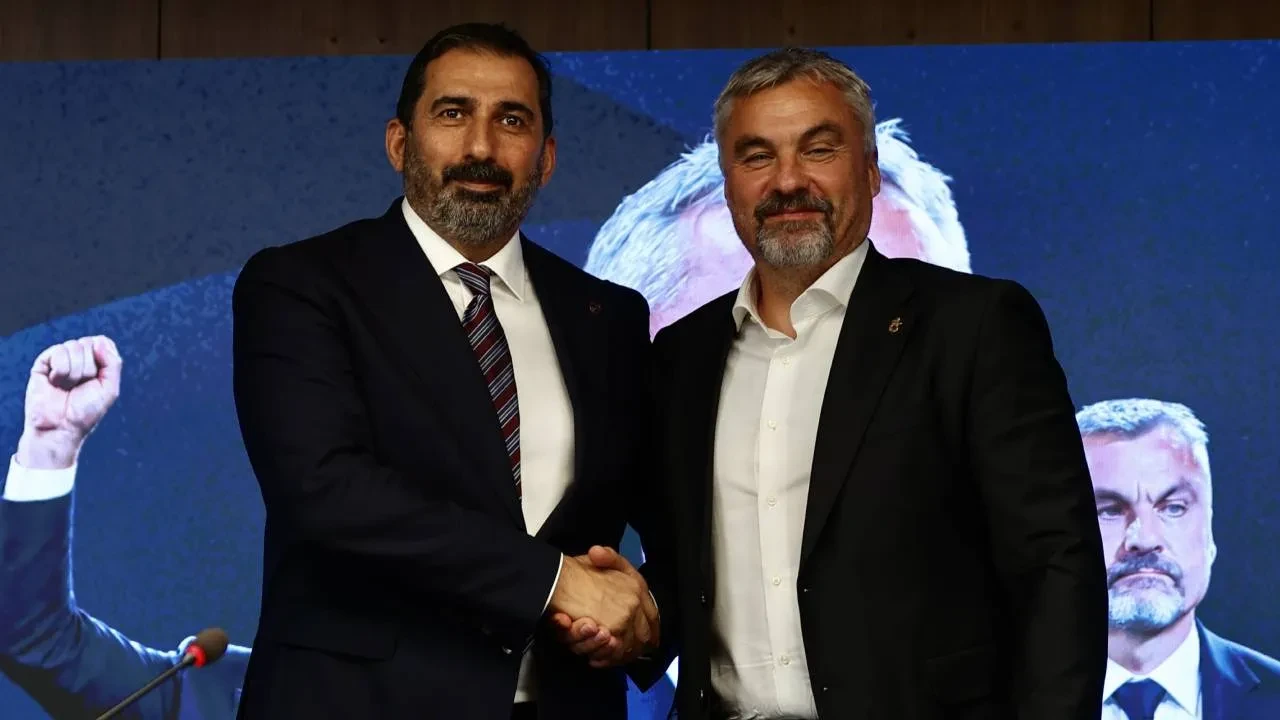 Trabzonspor'un yeni teknik direktörü Thomas Reis'ten ilk açıklama! "Beraber iyi bir tarih yazacağız"