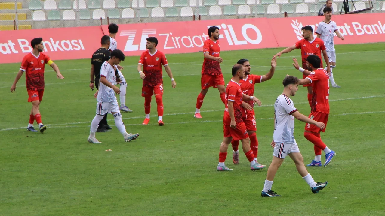 Ziraat Türkiye Kupası'nda tarihi maç! Amasyaspor FK 10-0 kazanarak tur atladı