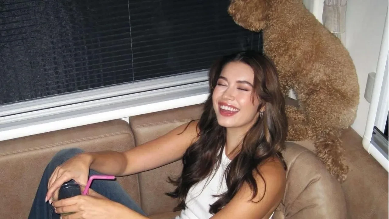 Afra Saraçoğlu'ndan yasaklı madde açıklaması: Yurtdışındayım