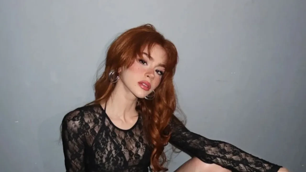 Asena Keskinci kimdir kaç yaşında? Kızılcık Şerbeti’nin Çimen’i Asena Keskinci hangi dizilerde oynadı? 
