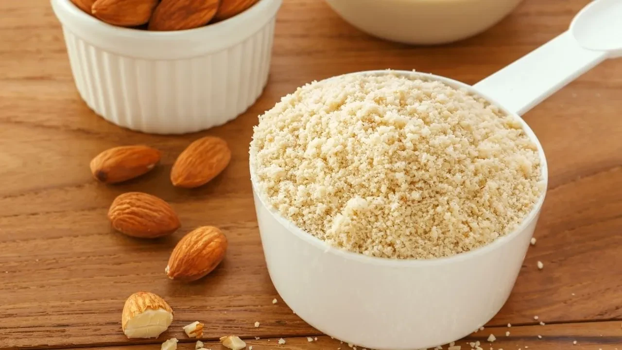 Defne Samyeli'nin paylaştığı badem unlu ekmek nasıl yapılır? Glutensiz beslenenler için alternatif tarif