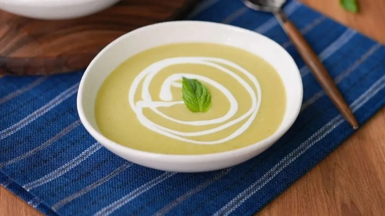 Eski Mısır’da tedavi için kullanılıyordu! MasterChef Kuşkonmaz çorbası tarifi 
