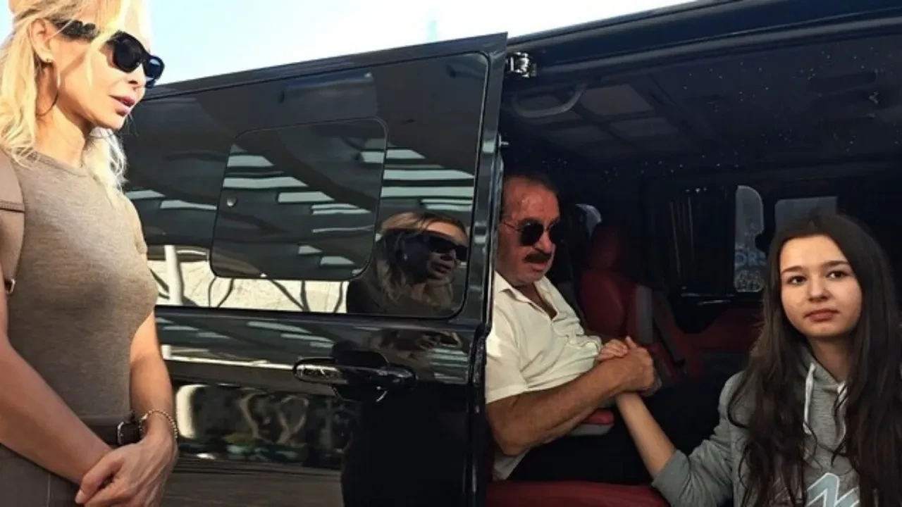 İbrahim Tatlıses'ten kızına okulun ilk gününde sürpriz destek! İzmir’den İstanbul’a geldi