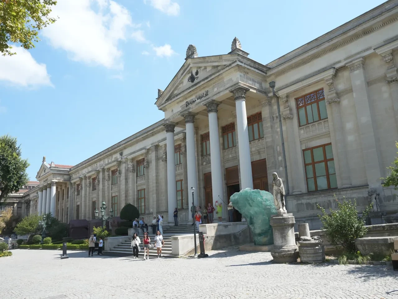 İstanbul arkeoloji müzelerinde tarihî dönüşüm: 54 bin çini tek tek restore edildi, yüzlerce eser yeniden ziyaretçiyle buluştu