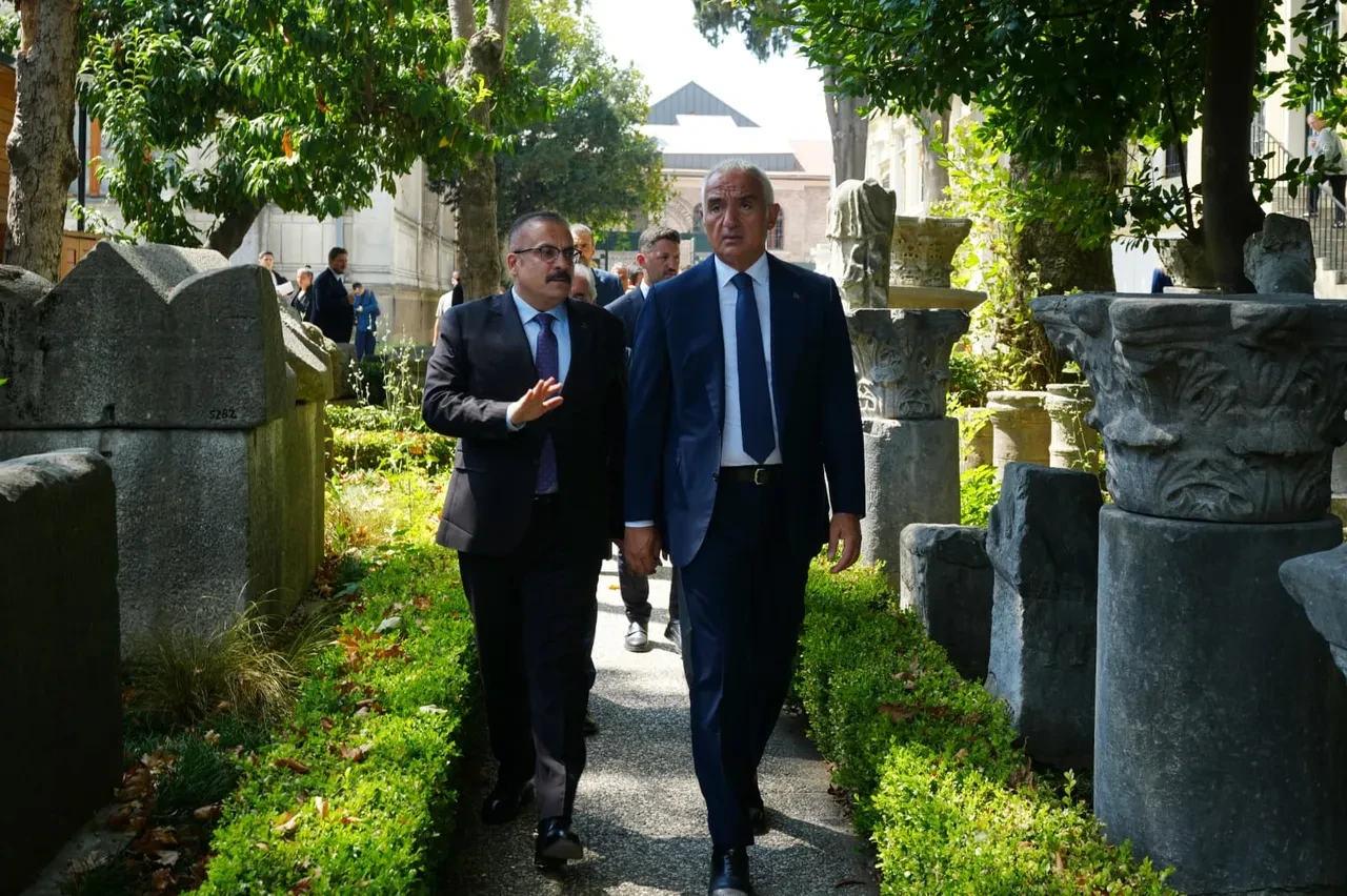 İstanbul arkeoloji müzelerinde tarihî dönüşüm: 54 bin çini tek tek restore edildi, yüzlerce eser yeniden ziyaretçiyle buluştu