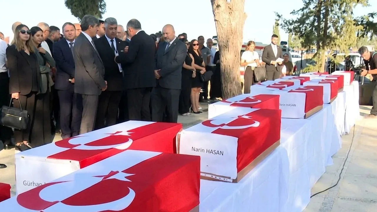 KKTC'de Rumların 52 yıl önceki katlettiği 37 şehit için tören: 15'inin kimliği tespit edildi