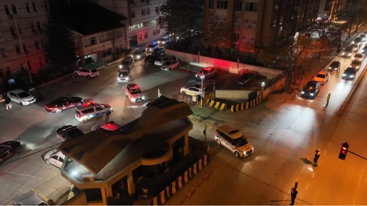 Konya merkezli 24 ilde 'Paravan' operasyonu: 49 milyona yakın dolandırdılar