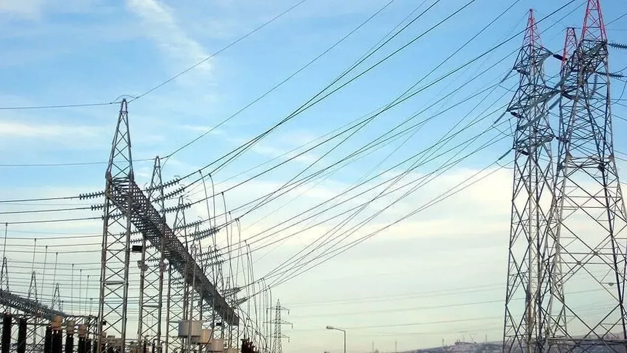 19 Eylül GDZ Elektrik İzmir elektrik kesintisi 2026! Elektrikler ne zaman gelecek?