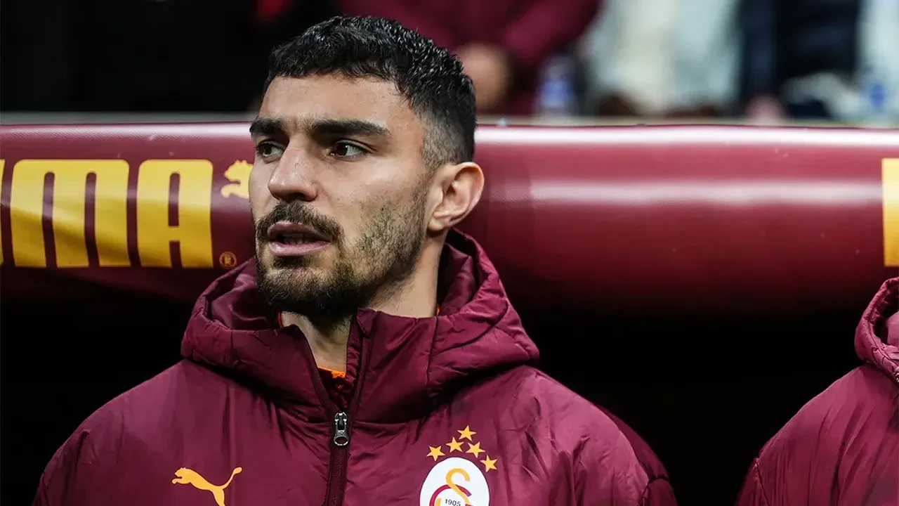 Galatasaray'da ara transfer öncesi sürpriz gelişme: İki yıldızla yollar ayrılıyor!