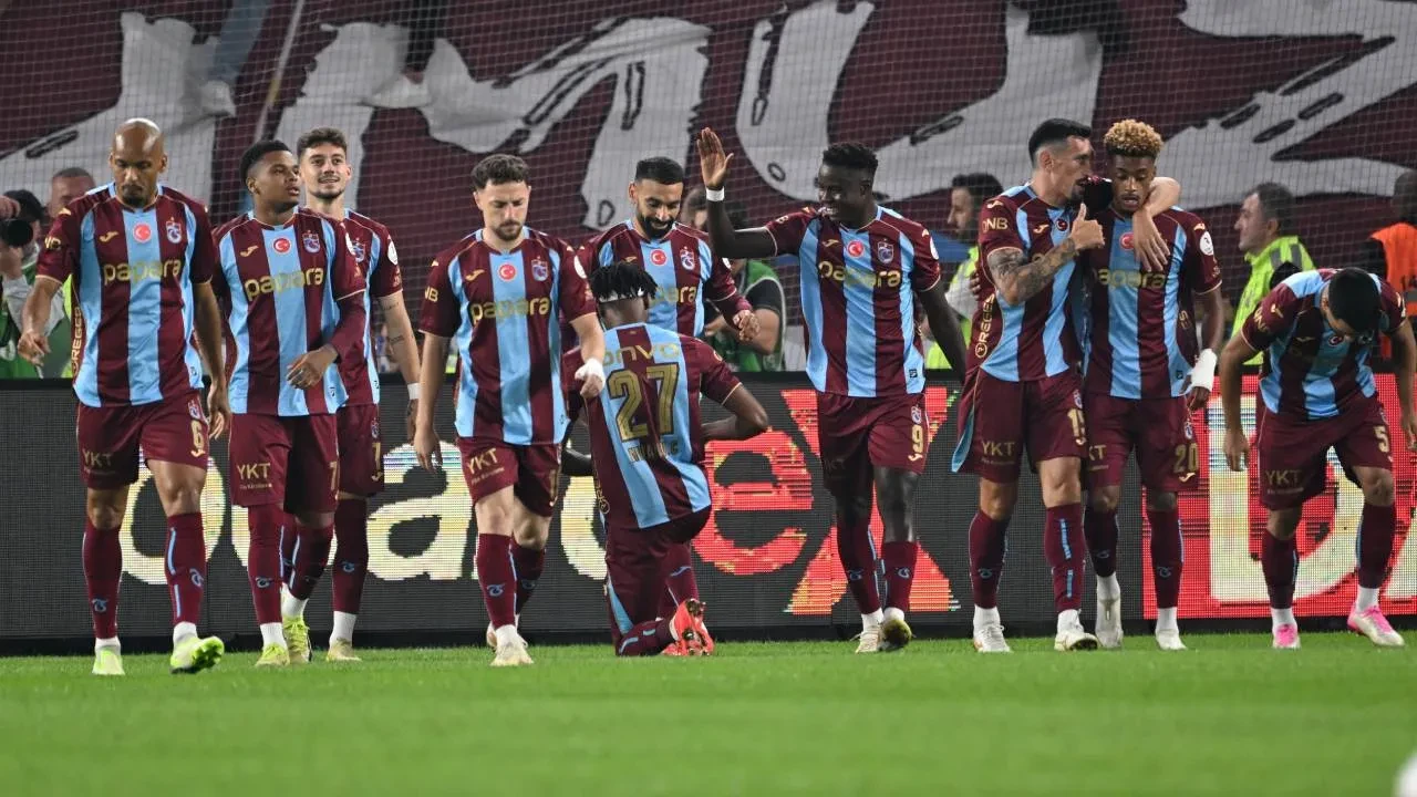 Galatasaray'da Torreira, 4-0'lık Trabzonspor mağlubiyetini değerlendirdi! "Şimdi ayağa kalkma zamanı tekrardan"