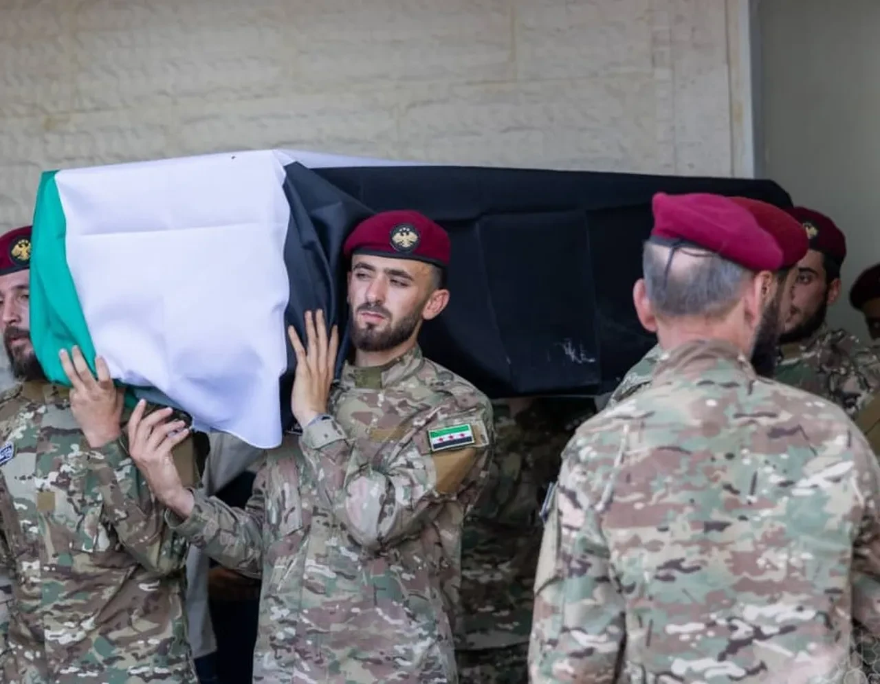 Suriye'de mühimmat deposunda patlama: 11 asker hayatını kaybetti