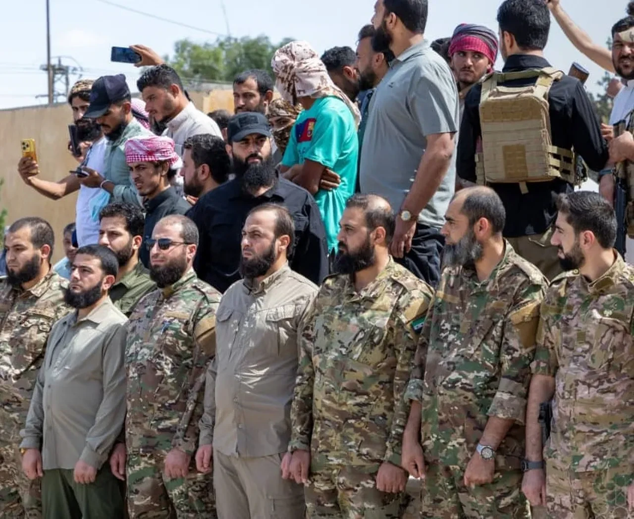 Suriye'de mühimmat deposunda patlama: 11 asker hayatını kaybetti