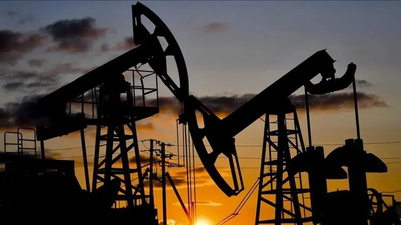 ABD-İran gerilimi piyasaları vurdu! Altın çakıldı, Brent petrol yükseldi