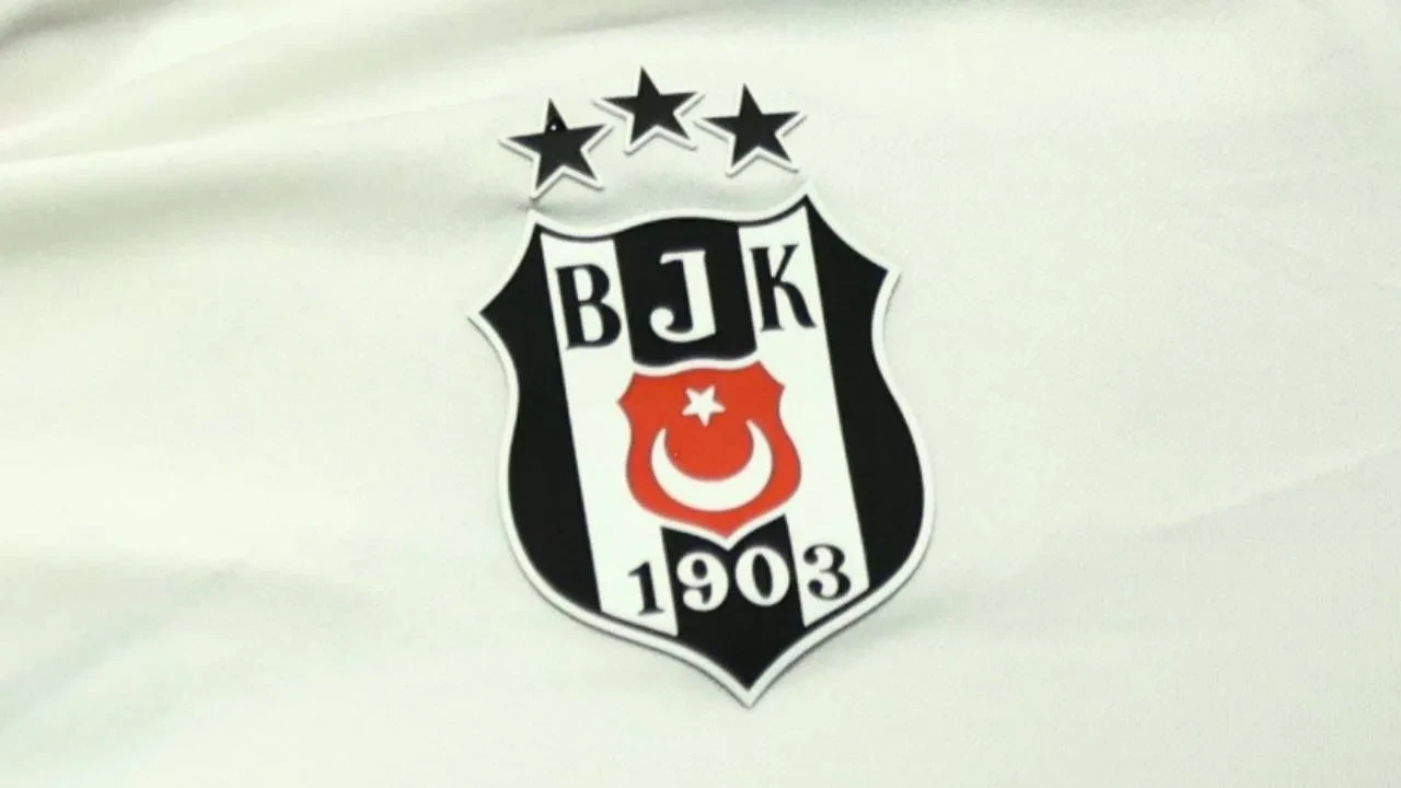 Beşiktaş'a Süper Lig'den savunmacı! Siyah-beyazlıların yeni transferi İstanbul'a geliyor