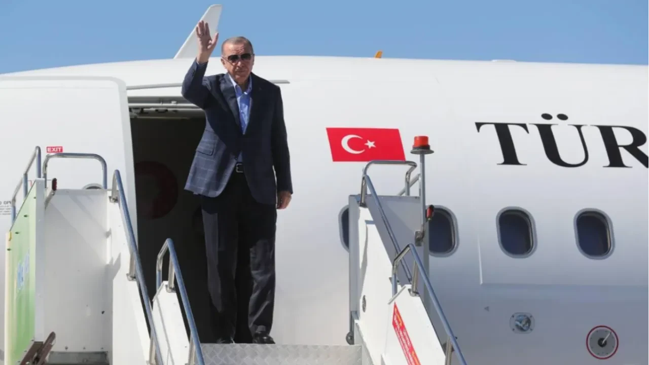 Cumhurbaşkanı Recep Tayyip Erdoğan, Kırgızistan'daki ŞİÖ Zirvesi sonrası Ankara’ya döndü