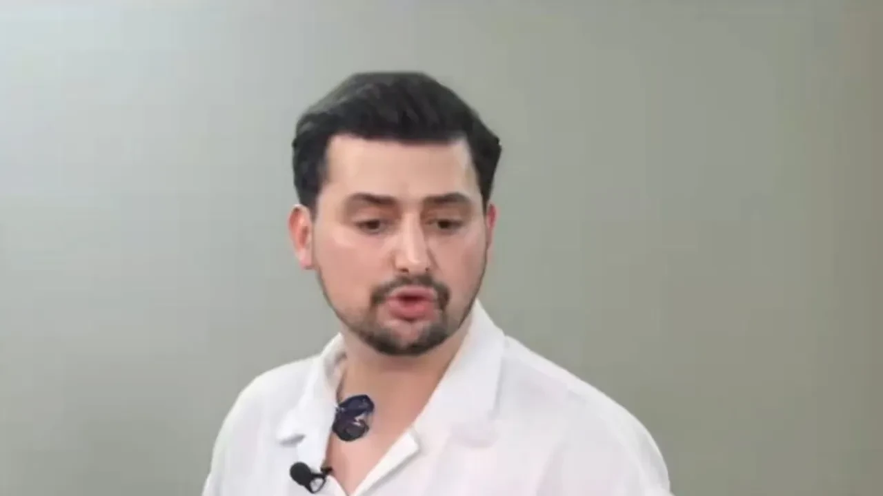 MasterChef 2026 Emre’nin Yemekteyiz geçmişi sosyal medyayı salladı! Zuhal Topal'la Yemekteyiz'de 2 kez yarıştı