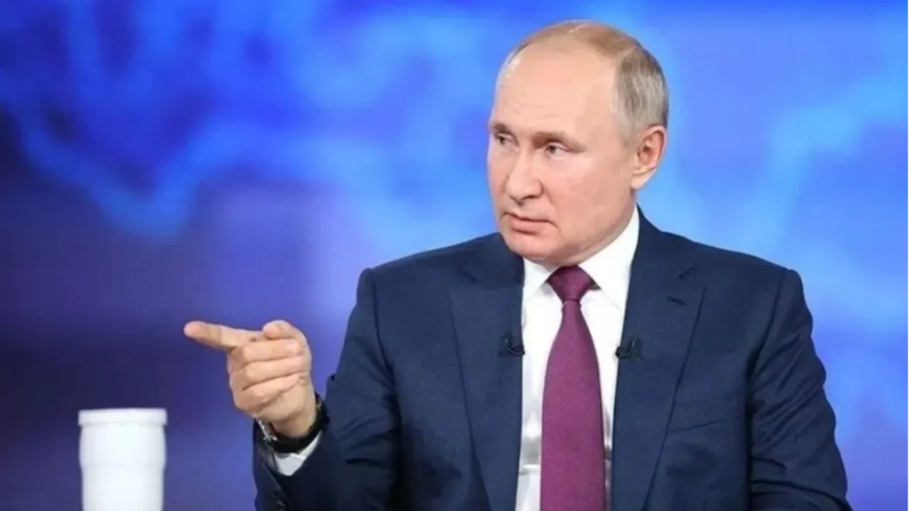Putin'den Zelenskiy'e sert tehdit: "Karşılığını veririz"