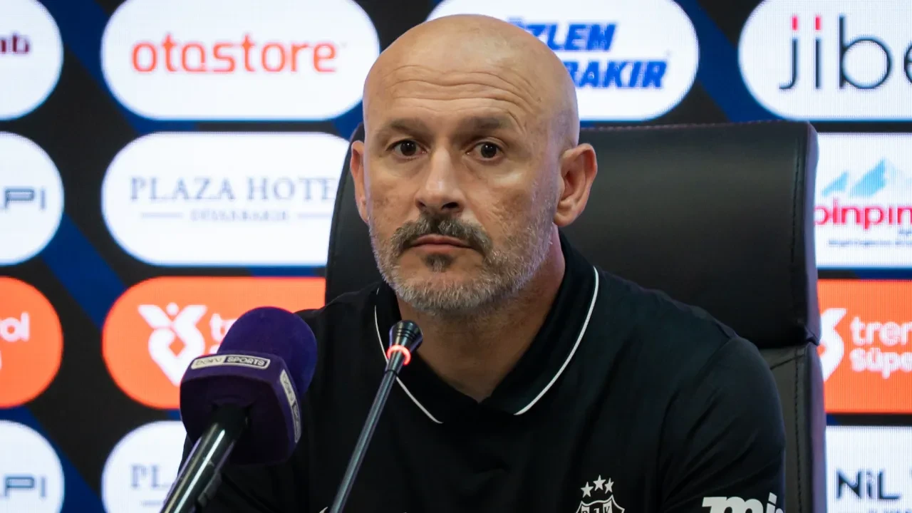 Beşiktaş'ta Italiano'dan Amedspor yenilgisi sonrası hakem açıklaması! 
