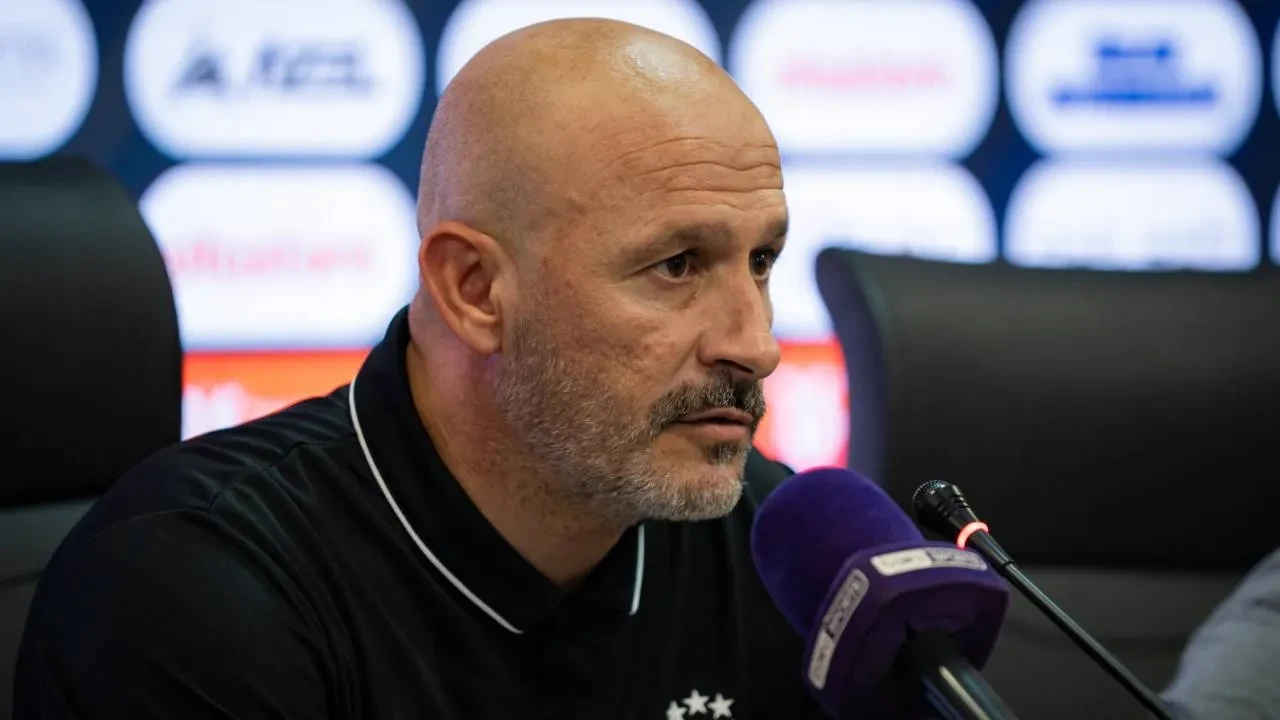 Beşiktaş'ta Italiano'dan Amedspor yenilgisi sonrası hakem açıklaması! "Başrolde hakem yoktu"