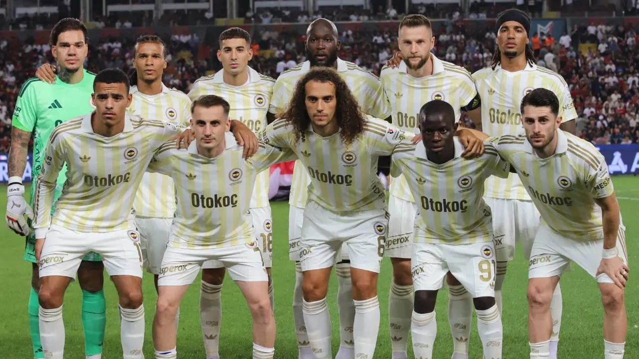 CANLI MAÇ ANLATIMI | Fenerbahçe ile Eyüpspor karşı karşıya geliyor