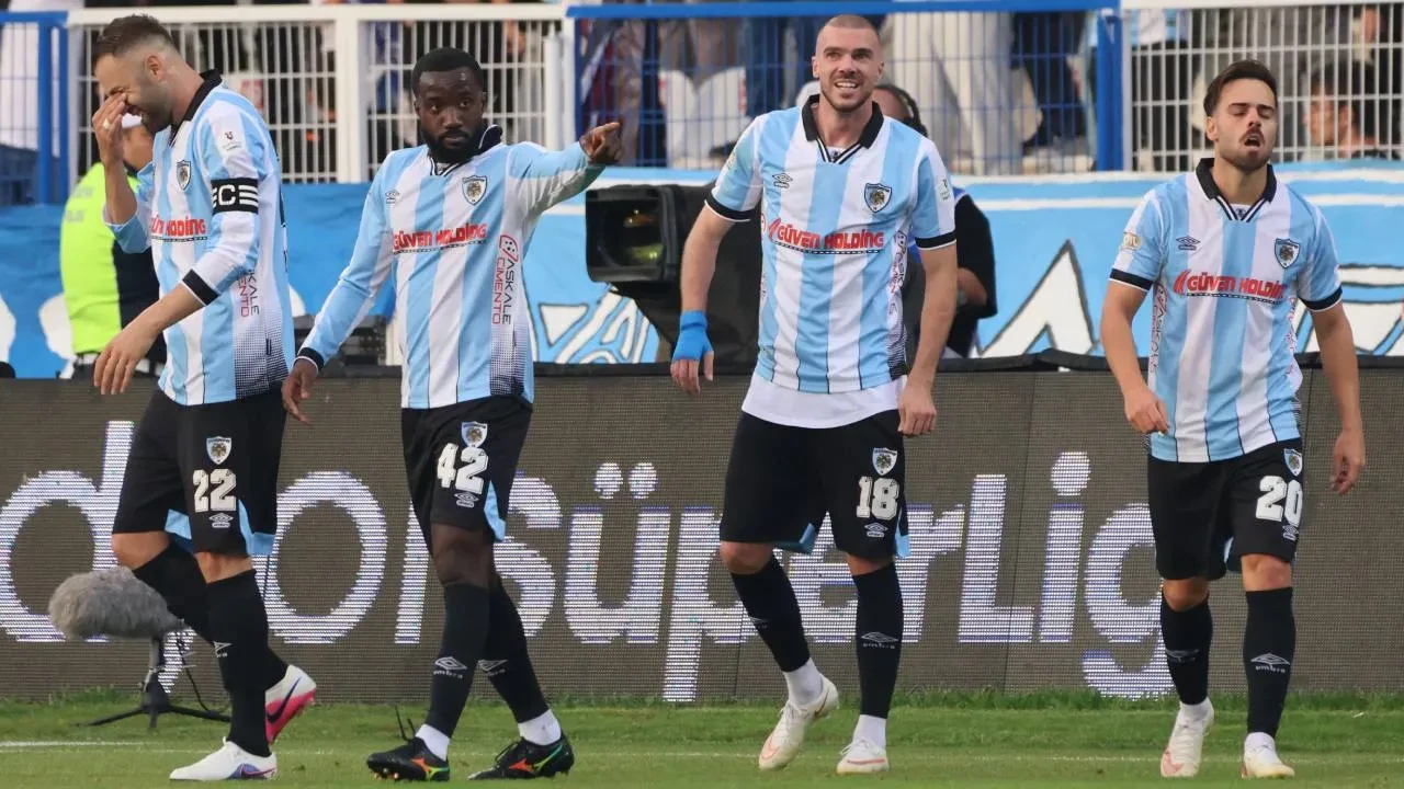 Erzurumspor FK tek golle kazandı! Mavi-beyazlılar, Samsunspor'u mağlup etti