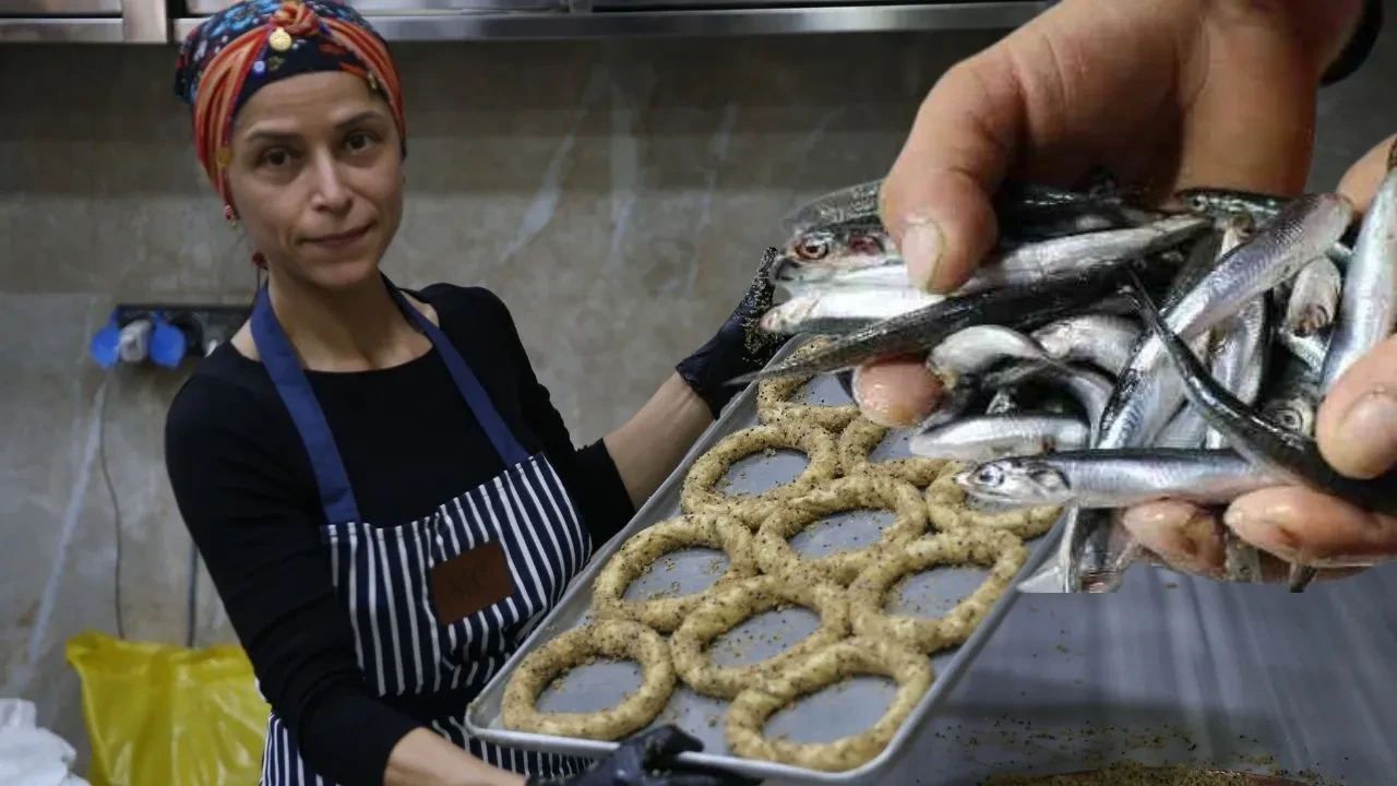 Fırıncı balık ekmekçilere rakip oldu! Hamsili simit tam not aldı