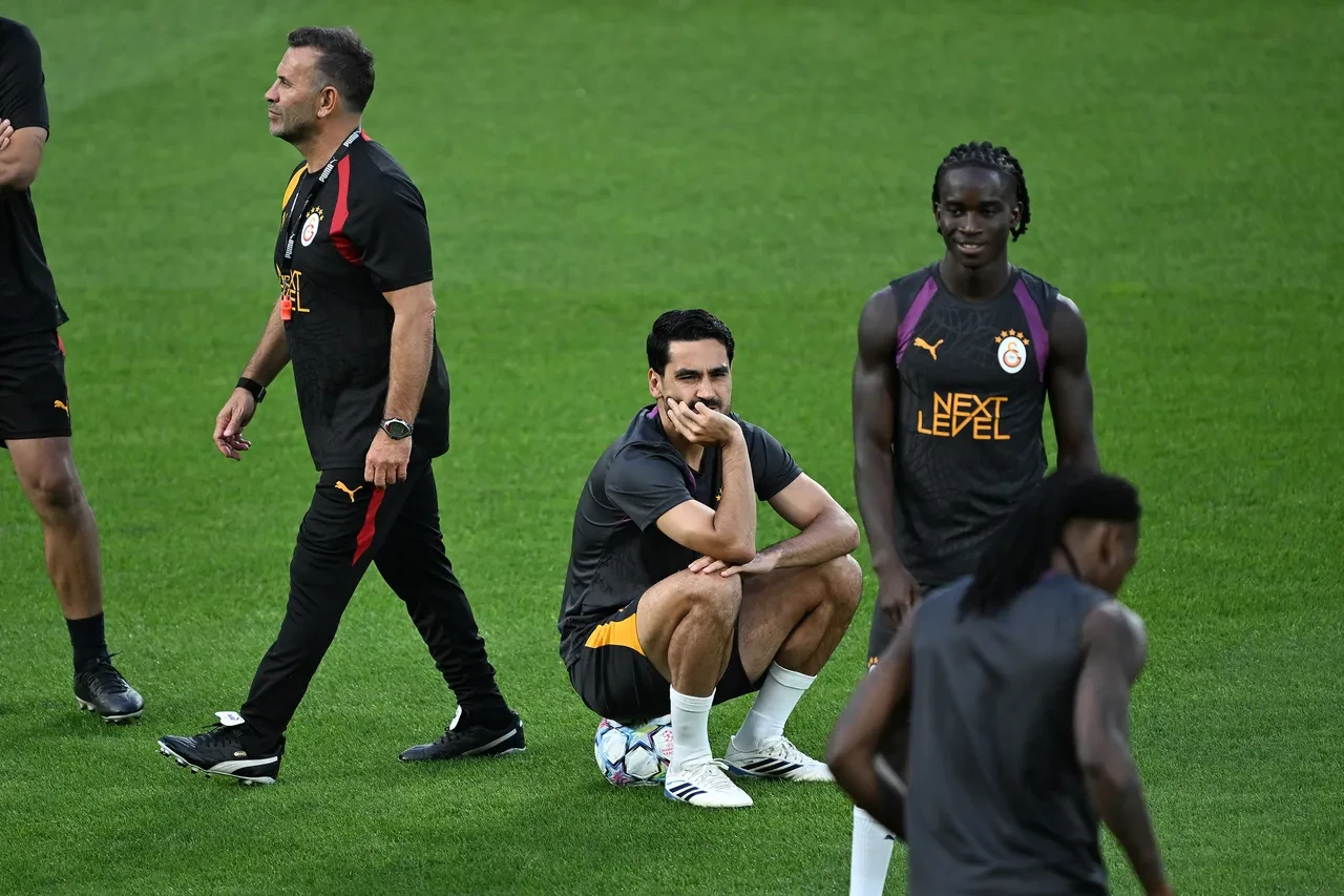 İlkay Gündoğan'ın eşinden Galatasaray taraftarına olay sözler: "Gidin teknik direktörünüze sorun"