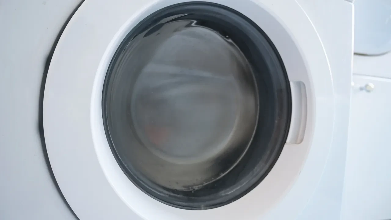 Kan lekesi çamaşır makinesinde çıkar mı? İnatçı kan lekesi için en hızlı yöntem