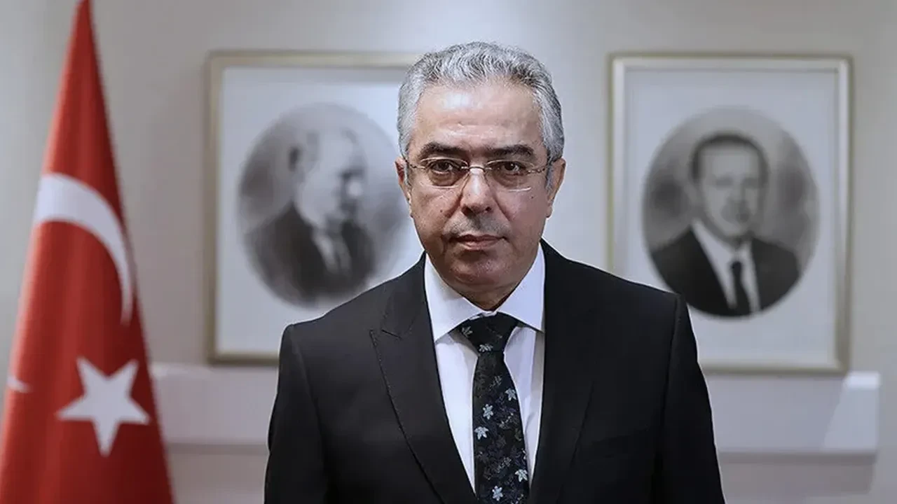 Mehmet Uçum'dan yeni anayasa için çok net mesaj: "Artık kaçınılmaz"