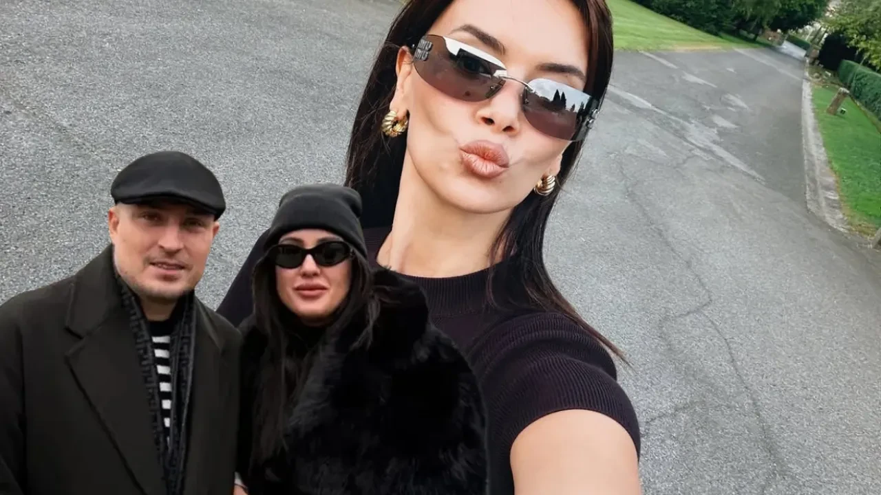 Seray Kaya'dan Sahra Işık'ın iddiasına olay cevap! İlişkiyi fotoğrafla duyurdu