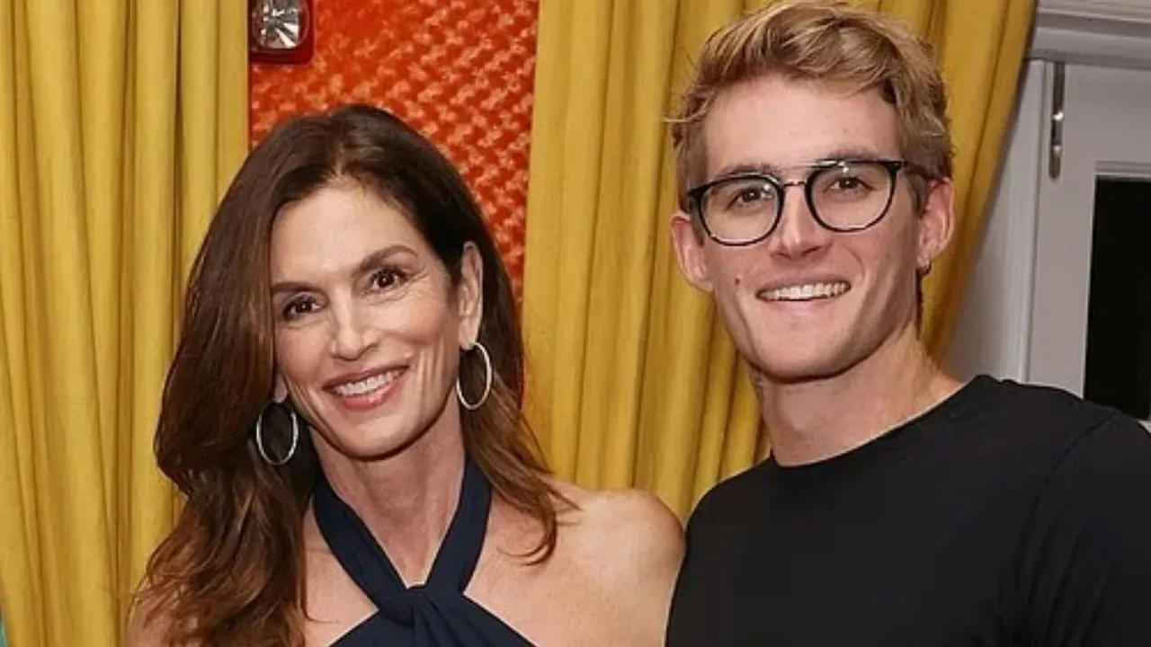 Cindy Crawford oğlu Presley Gerber hayatını kaybetti! Ünlü model evlat acısıyla sarsıldı