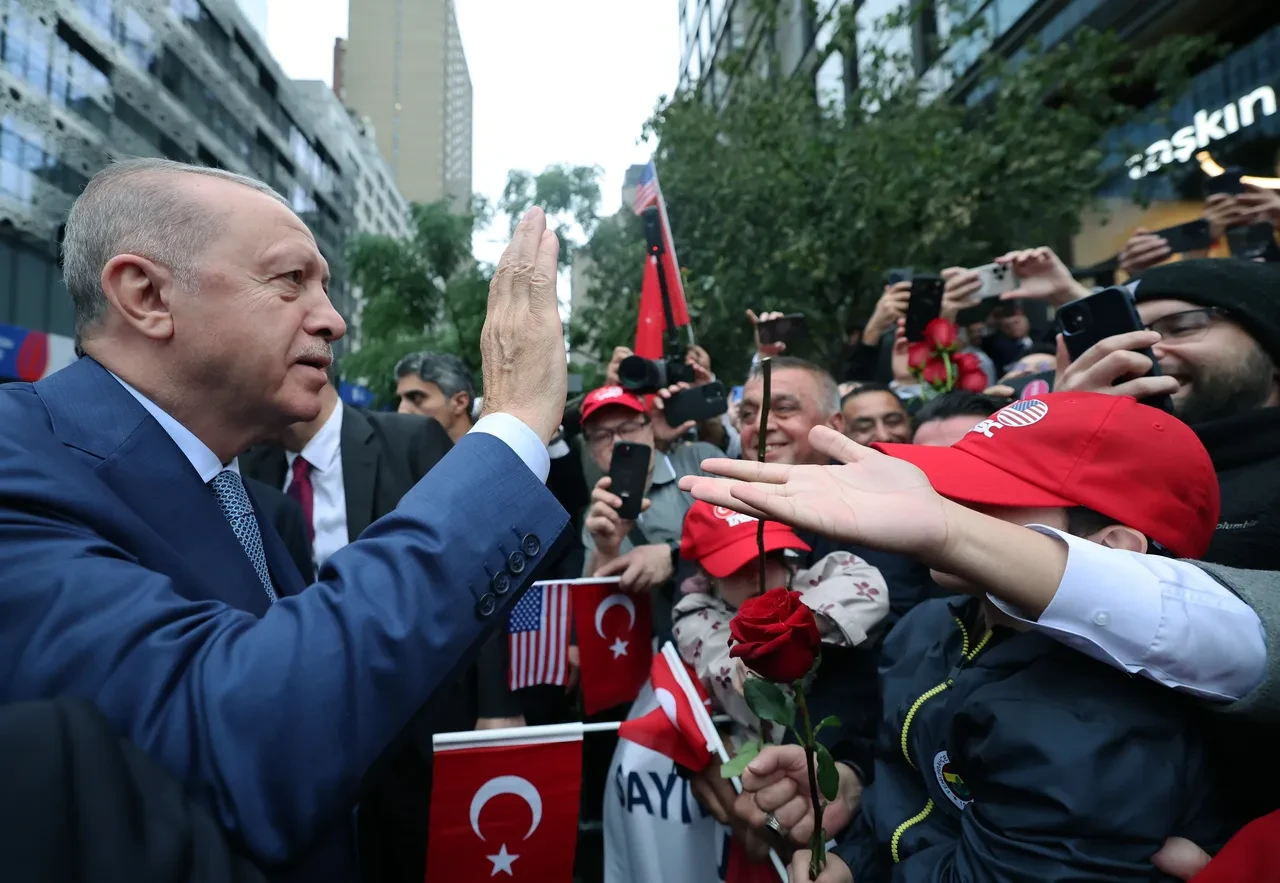Cumhurbaşkanı Erdoğan'a Türkevi'nde coşkulu karşılama! ABD'deki ilk açıklamasını yaptı