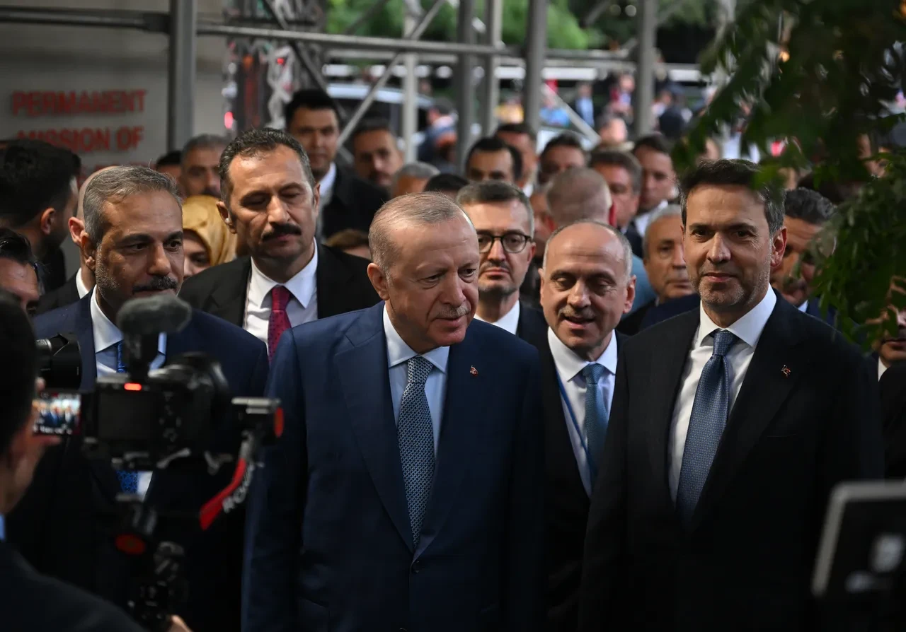 Cumhurbaşkanı Erdoğan'a Türkevi'nde coşkulu karşılama! ABD'deki ilk açıklamasını yaptı