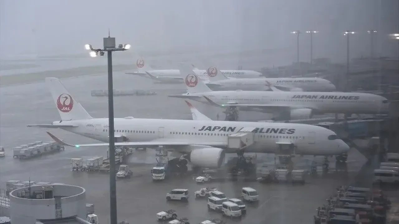 Dujuan Tayfunu nedeniyle Japonya'da yaklaşık 2 milyon kişiye tahliye uyarısı