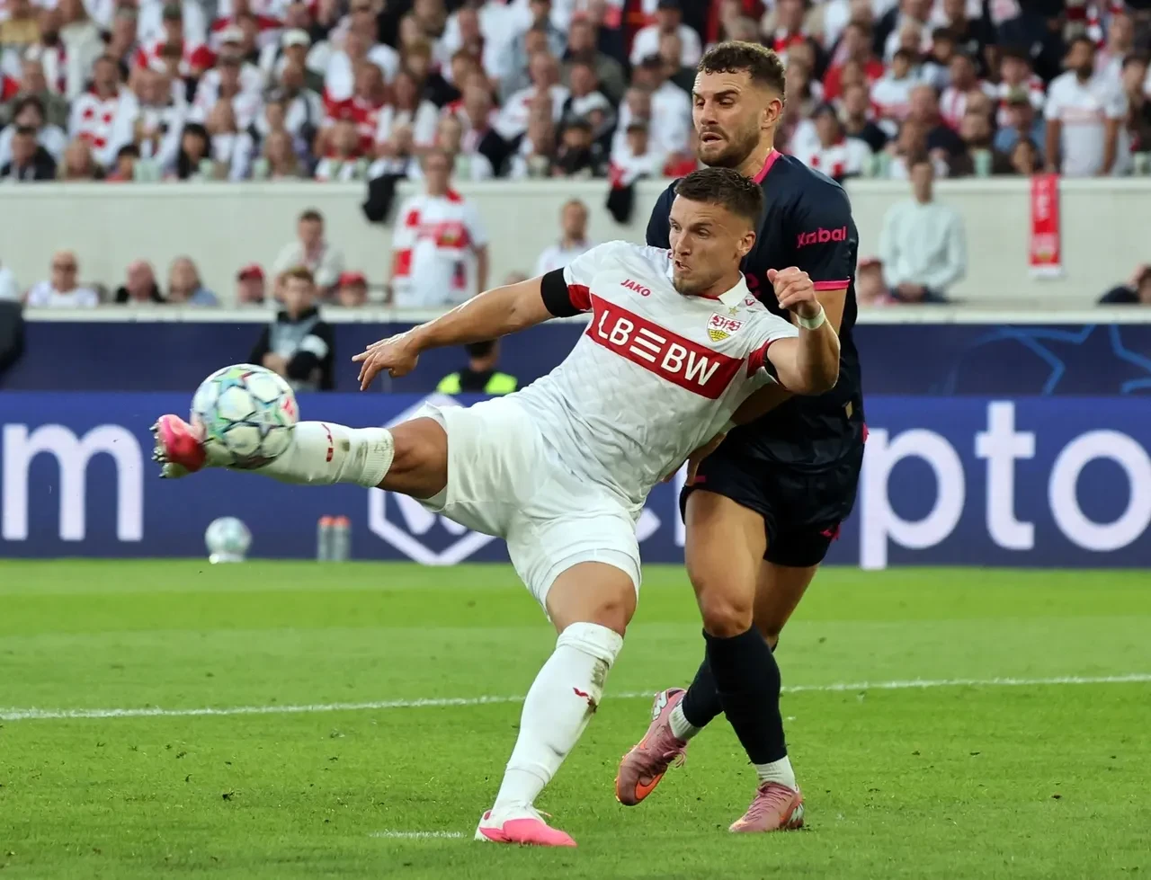 Galatasaray’da Trabzonspor hezimeti sonrası yeni plan: Ocak ayında 35 milyon euroluk transfer operasyonu!