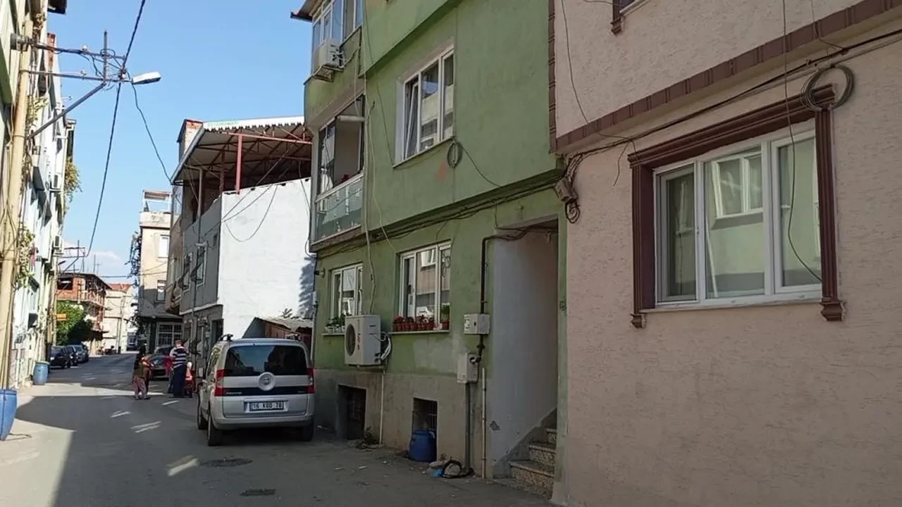 İtfaiye kapıyı açınca acı manzarayla karşılaştılar: Yaşlı çift ölü bulundu