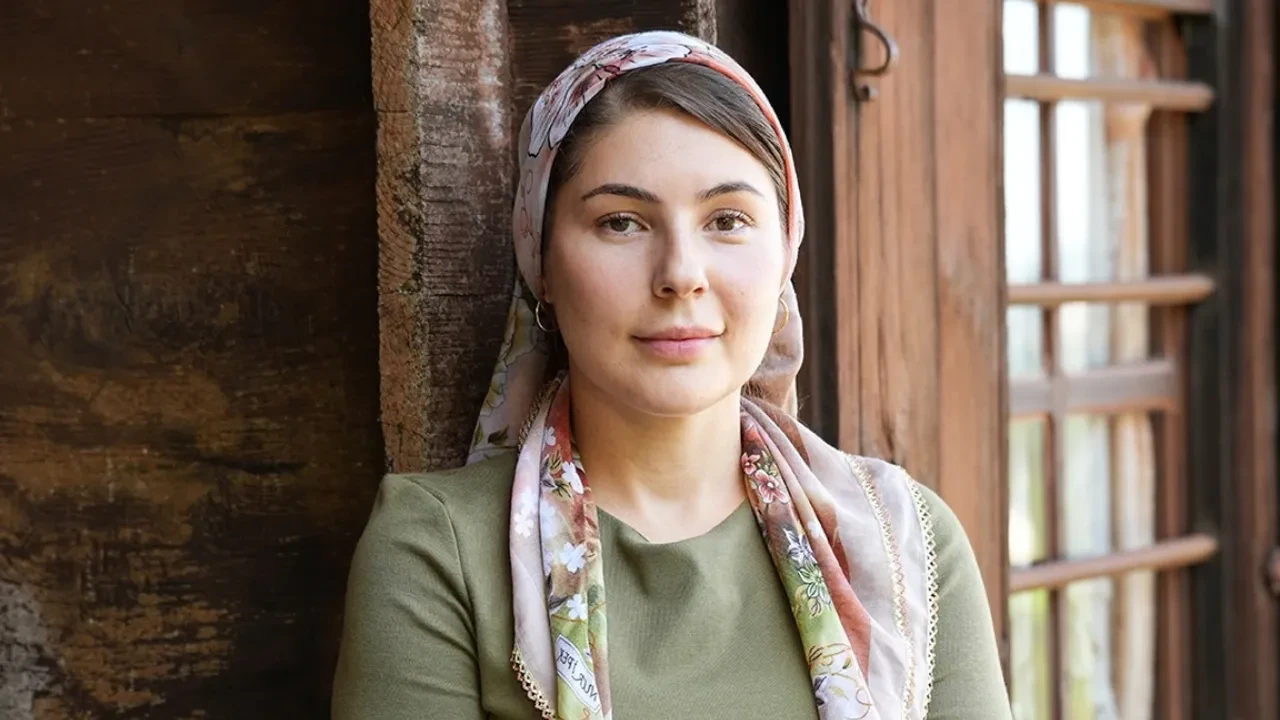 Taşacak Bu Deniz’e üç yeni isim! Adil ve Esme’nin yuvası tehlikede