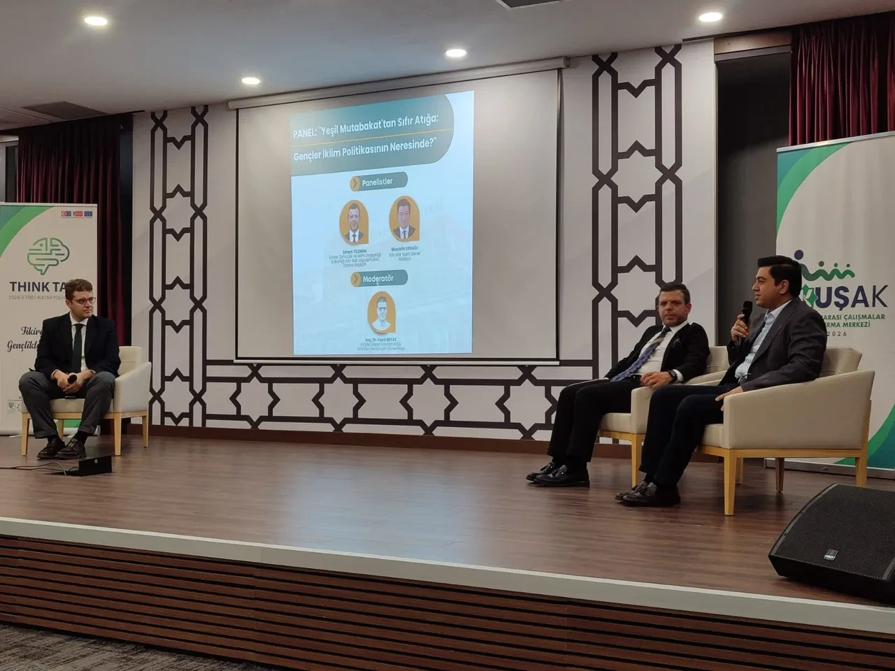 Think Tank Gençlik Katılım etkinliği RİDEVA Kültür Merkezi’nde gerçekleştirildi