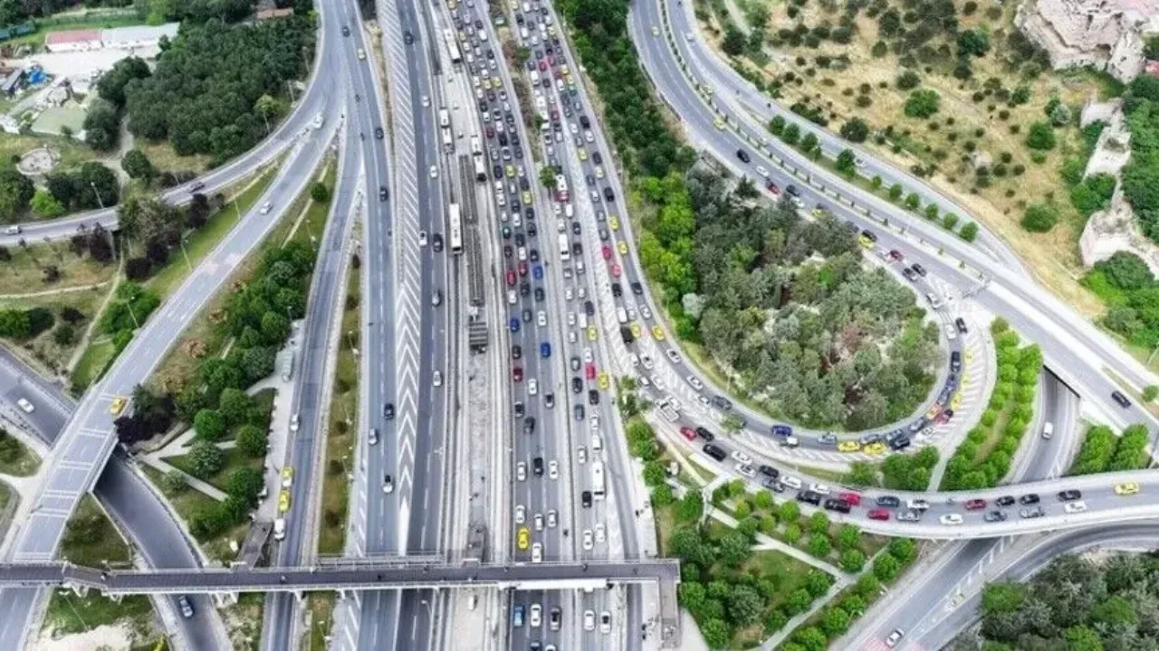 Trafik kazalarında yeni dönem! Milyarlık tazminat vurgununa operasyon