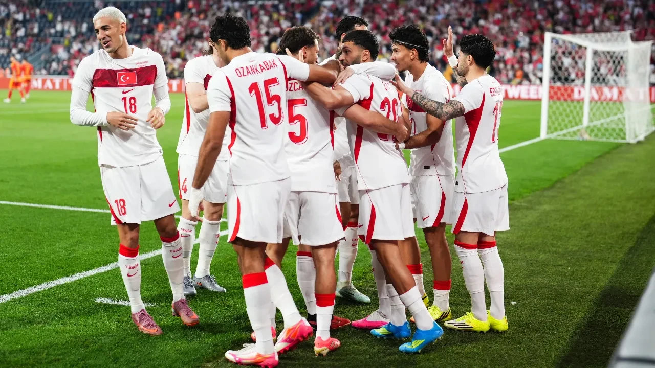 Türkiye Fransa maçı hangi kanalda? Şifresiz izlemek için frekans bilgileri!